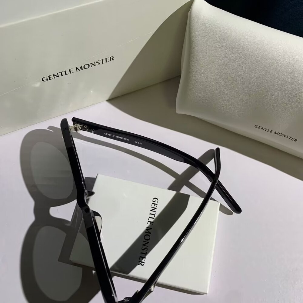 Nearly New Gentle Monster BANDONEON.S Sunglasses Black Acetate - Picture 5 of 7